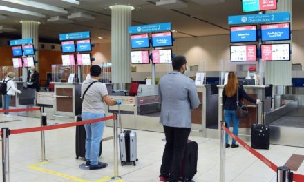 طيران الإمارات وهيئة الصحة بدبي تعملان للتحقق رقمياً من سجلات “كوفيد-19” الطبية الخاصة بالمسافرين