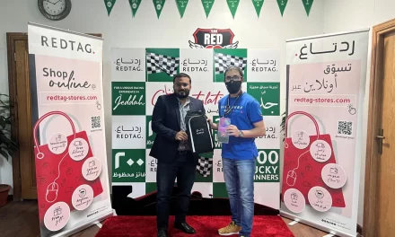 رد تاغ تمنح 200 فائز محظوظ تذاكر مجانية خلال السباق الأول من نوعه في جدة