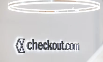 شركة Checkout.com تسجل نمواً استثنائياً في منطقة الشرق الأوسط وشمال إفريقيا