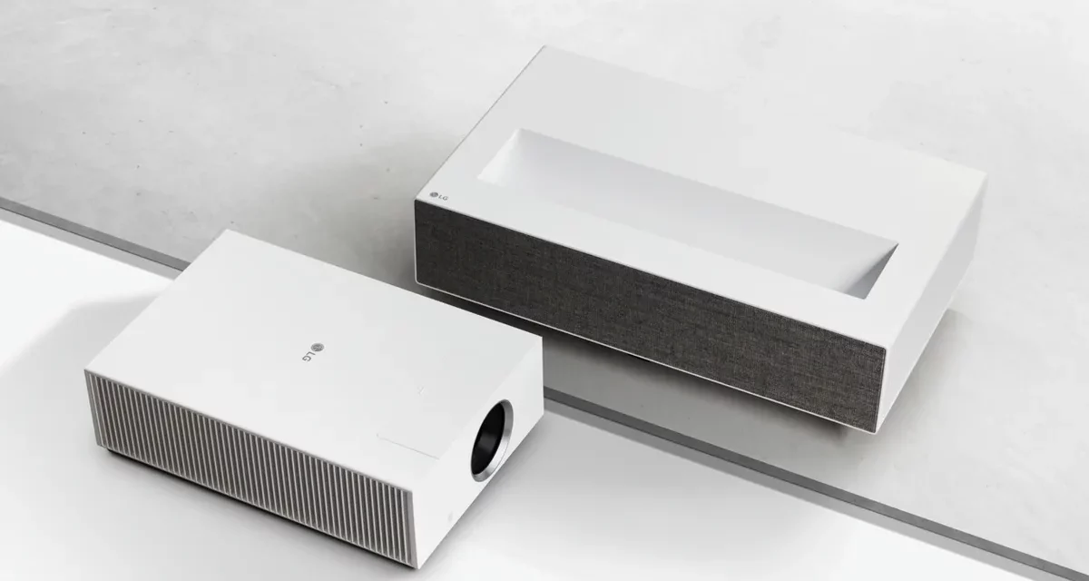 أجهزة البروجكتور CINEBEAM 2022 من إل جي المصممة للارتقاء بتجربة السينما المنزلية إلى آفاق جديدة￼
