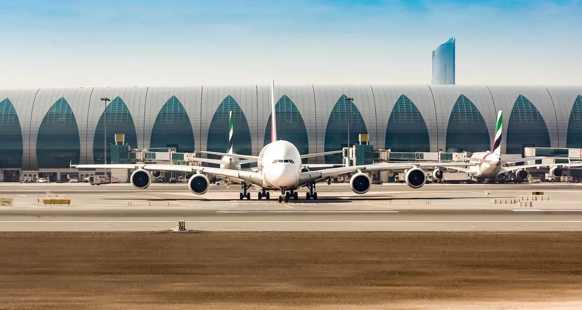 تاليس تزود مطار دبي الدولي ، أكثر المطارات ازدحامًا في العالم بنظام إدارة الحركة الجوية TopSky- ATC