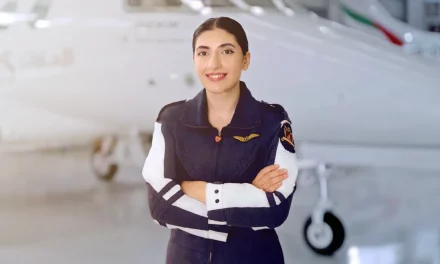 “أكاديمية طيران الإمارات لتدريب الطيارين” تُخرج أول طياريها الدوليين #IWD2022