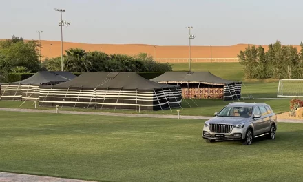 التوكيلات العالمية للسيارات الفاخرة تنظم تجارب قيادة للإعلاميين والمشاهير لمجموعة من أحدث طرازات سيارات ” هونشي”.