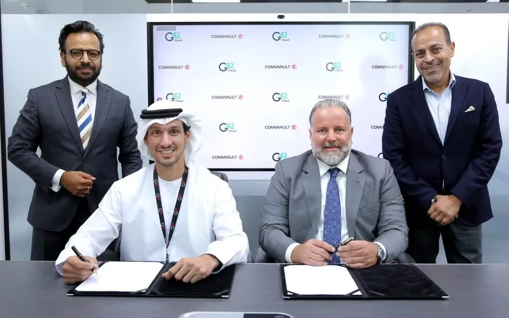 جي 42 كلاود وكومفولت يتعاونان للارتقاء بخدمات الحوسبة السحابية في المنطقة