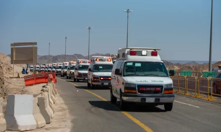 قافلة الصحة السعودية للحجاج المنومين تصل المشاعر المقدسة قادمة من المدينة المنورة
