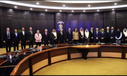الفنار تعزز ريادتها في مجال تحول الطاقة بتطوير مشروع لإنتاج الهيدروجين الأخضر