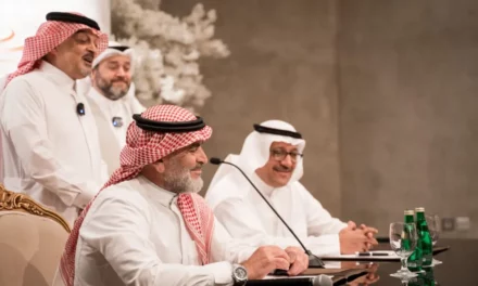 شركة مطوفي حجاج جنوب آسيا تبرم عقداً حصرياً مع شركة سقيفة الصفا لإدارة وتأجير مركز الأهلة التجاري والإداري بمكة المكرمة .