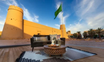لقطات تذكارية تسجل الاحتفالات باليوم الوطني ال 92 للمملكة في وست الم (West Elm)