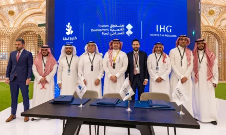 صندوق التنمية السياحي يوقّع اتفاقية تمويل مع شركة خليج الدانة للسياحة لتطوير مشروع منتجع بحري متكامل بالمنطقة الشرقية