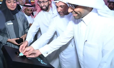 معالي وزير الصحة يشيد بالخدمات التي تقدمها الدواء والشركات التابعة لها