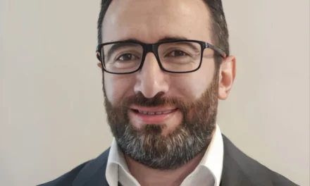 <strong>دعم الاستدامة في حلول مركز البيانات – توفير المال والطاقة وحماية كوكب الارض</strong>