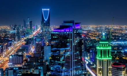 <strong>تكستارز تعلن، بالتعاون مع وزارة الاتصالات وتكنولوجيا المعلومات وشركة رائد فنتشرز والبنك الوطني السعودي، عن مواصلة اعتماد مسرّع رياض تكستارز</strong>