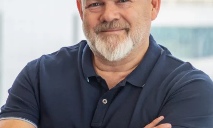 <strong>“جي42 كلاود” تبرم اتفاقية تعاون مع ريد هات لتوفير منصتي “ريد هات إنتربريز لينكس” و”ريد هات أوبين شفت” على سحابة جي42 كلاود</strong>