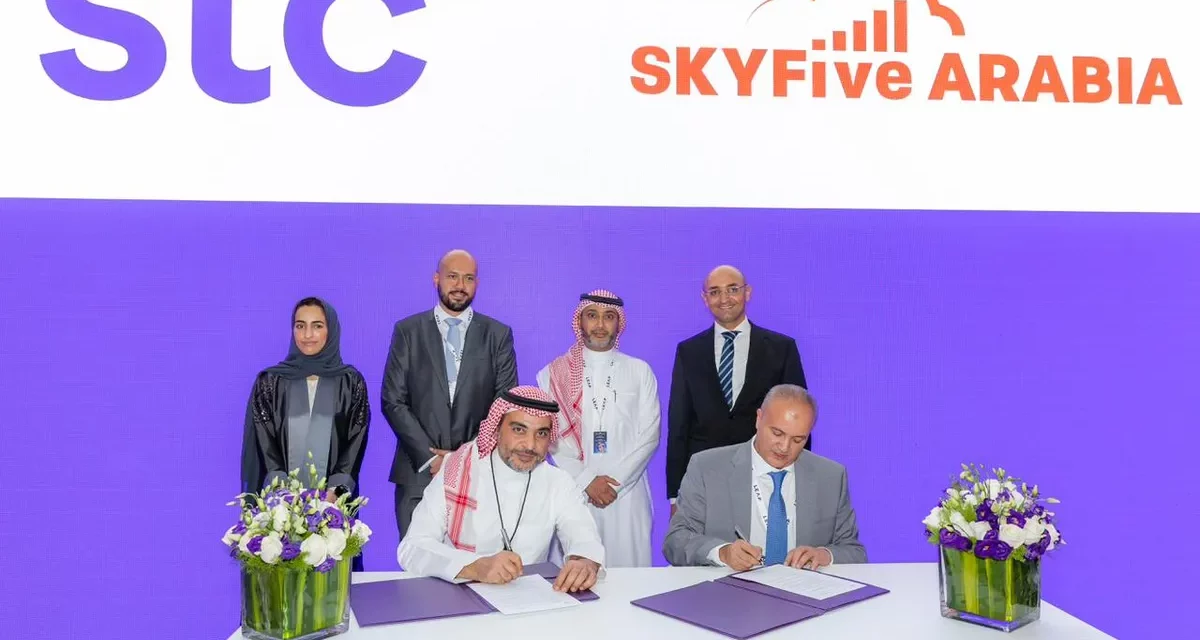 <strong>stc وشركة سكاي فايف العربية توقعان اتفاقية تعاون لتقديم خدمات الإنترنت الجوية (A2G) في منطقة الشرق الأوسط وشمال إفريقيا في مؤتمر #ليب23</strong>