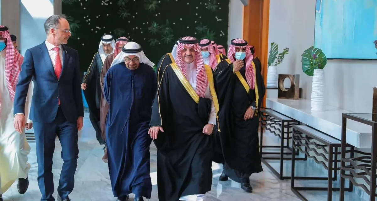 <strong>أمير المنطقة الشرقية يفتتح فندق “دانا ريحان من روتانا” في الدمام</strong>
