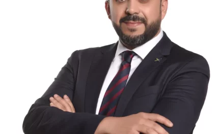معايير الاتساق الفائق لأنظمة تشغيل الحوسبة السحابية