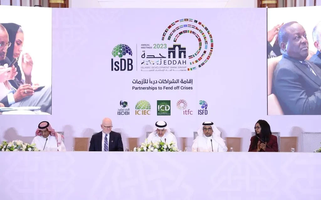 البنك الإسلامي للتنمية وشركاؤه يطلق المرحلة الثانية من صندوق العيش والمعيشة لدعم التنمية الاقتصادية في 32 دولة عضو بالبنك 