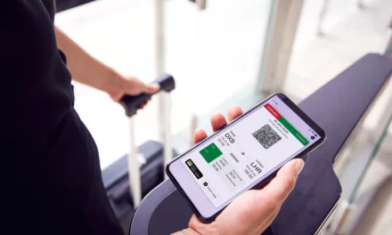 طيران الإمارات تعتمد بطاقات الصعود الرقمية وتلغي الورقية للرحلات من دبي