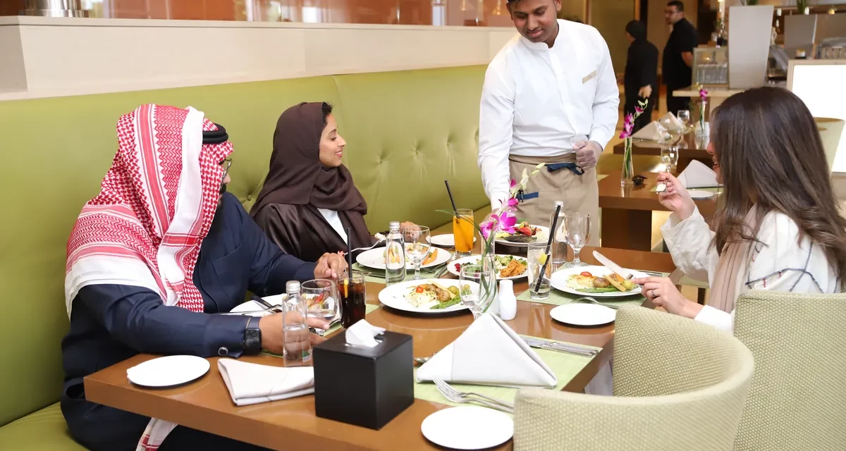استمتعوا بأروع الأوقات في فصل الصيف مع عروض السبا والمطاعم في فندق هيلتون الرياض والشقق الفندقية 