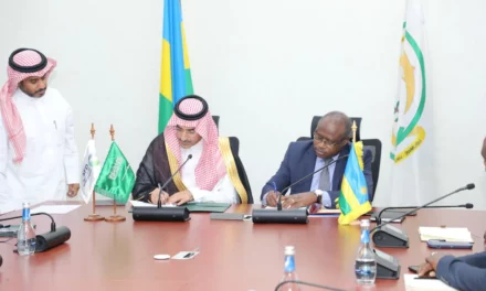 الصندوق السعودي للتنمية يموّل مشروعًا لإيصال الكهرباء في رواندا