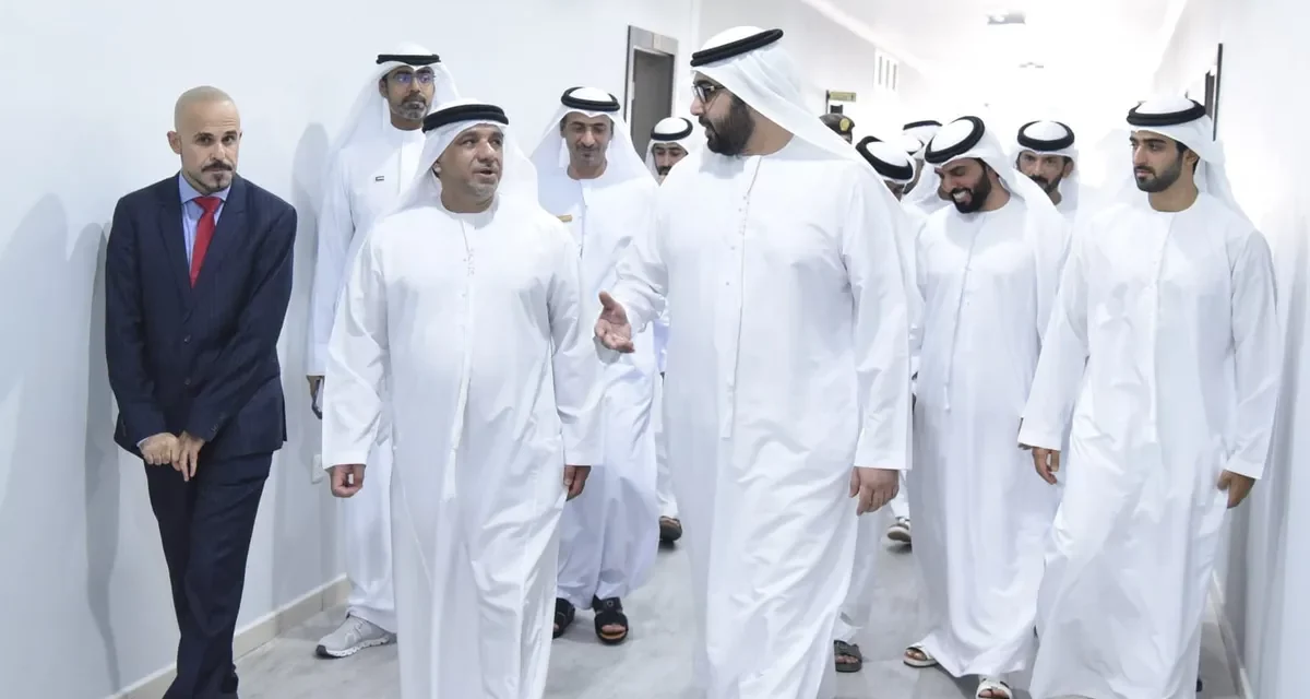 راشد بن سعود المعلا يوجه بنحو 5 ملايين درهم للكلية البريطانية التطبيقية