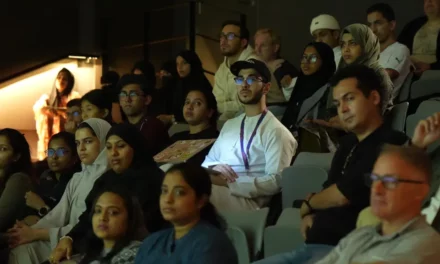 مدرسة 42 أبوظبي تنظم هاكاثون البرمجة الثاني بالتعاون مع “بيكن رد”