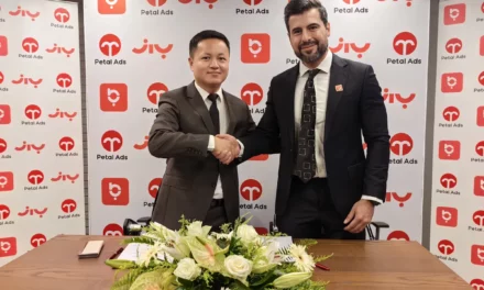 منصة “باز” Baaz للتواصل الاجتماعي تعقد شراكة مع منصة “إعلانات بيتال” Petal Adsمن هواوي للاستفادة من إمكاناتها الهائلة والمتطورة 