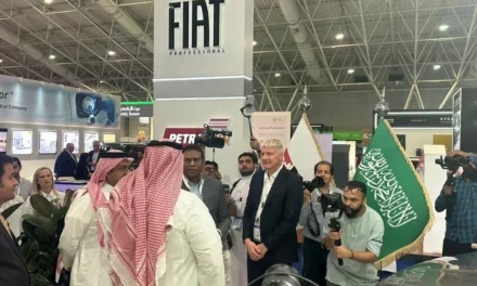 ضمن فعاليات معرض السيارات الكهربائية في الرياض بترومين ستيلانتيس تدشن طرازات  E Fiat -500 و Fiat Professional E-Doblo و 500- E Abarth الكهربائية