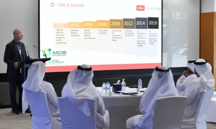 جامعة الإمارات تنظم ملتقى حول  سُبل التطوير المهني وتنمية المجتمع