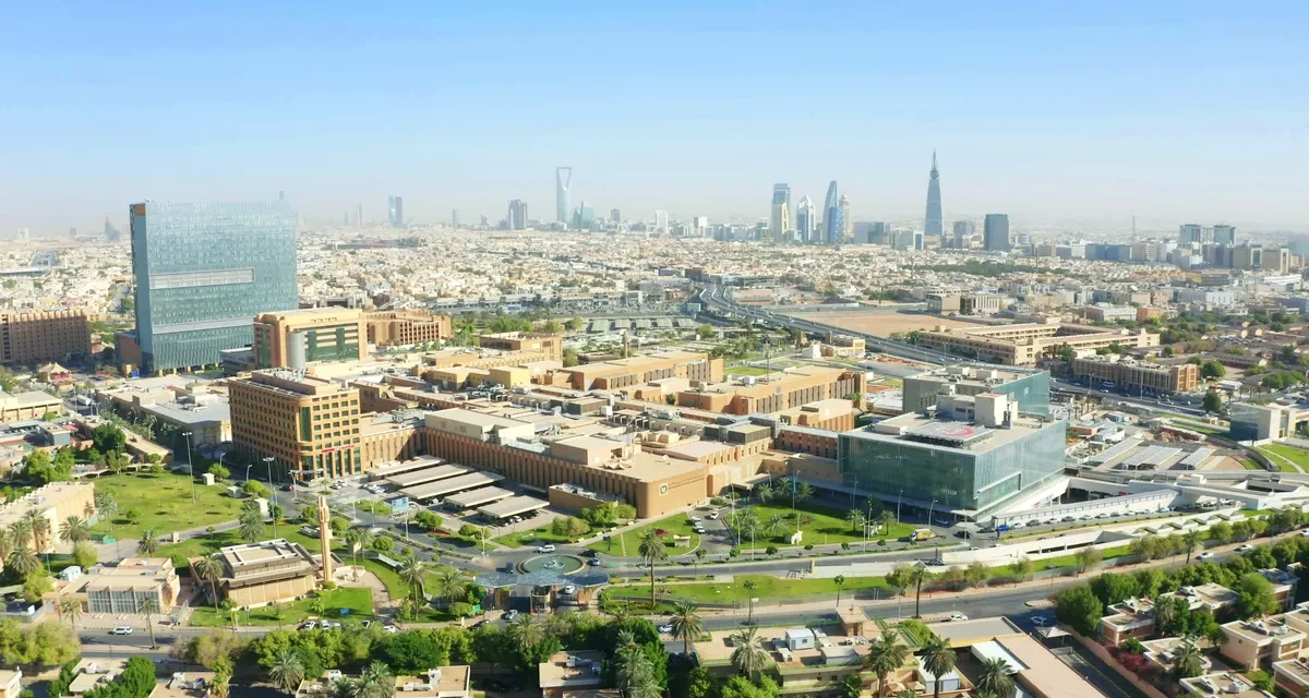 “التخصصي” يستبدل مفصل الكاحل لمريضين باستخدام التصوير ثلاثي الأبعاد