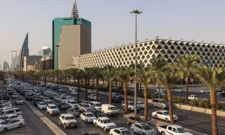  تطبيق المرحلة الأولى للمقابل المالي السنوي المضاف على رخص سير المركبات في المملكة بناءً على كفاءة استهلاك الوقود