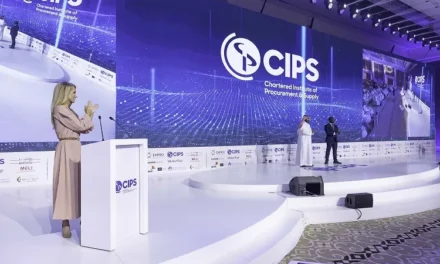 مؤتمر المعهد القانوني للشراء والتوريد يتناول مواضيع حيوية حول عمليات المشتريات وسلاسل الإمداد