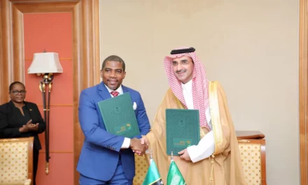 الصندوق السعودي للتنمية يوقع مذكرتي تفاهم إطاريتين مع سانت فنسنت والغرينادين، وسانت كيتس ونيفيس