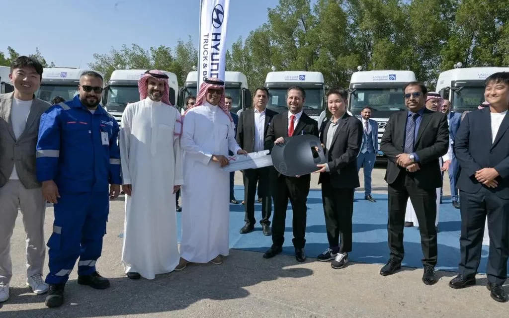 لمجدوعي للسيارات تسلم الدفعة الاولى من شاحنات اكسينت 2023