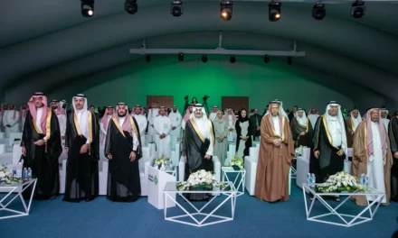 أمير الشرقية يفتتح مستشفى المانع بحي العزيزية بالدمام