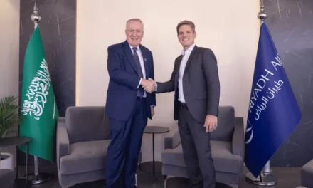 طيران الرياض يختار شركة Swiss-AS السويسرية شريكاً استراتيجياً لتطبيق نظام “آموس AMOS” للصيانة والهندسة