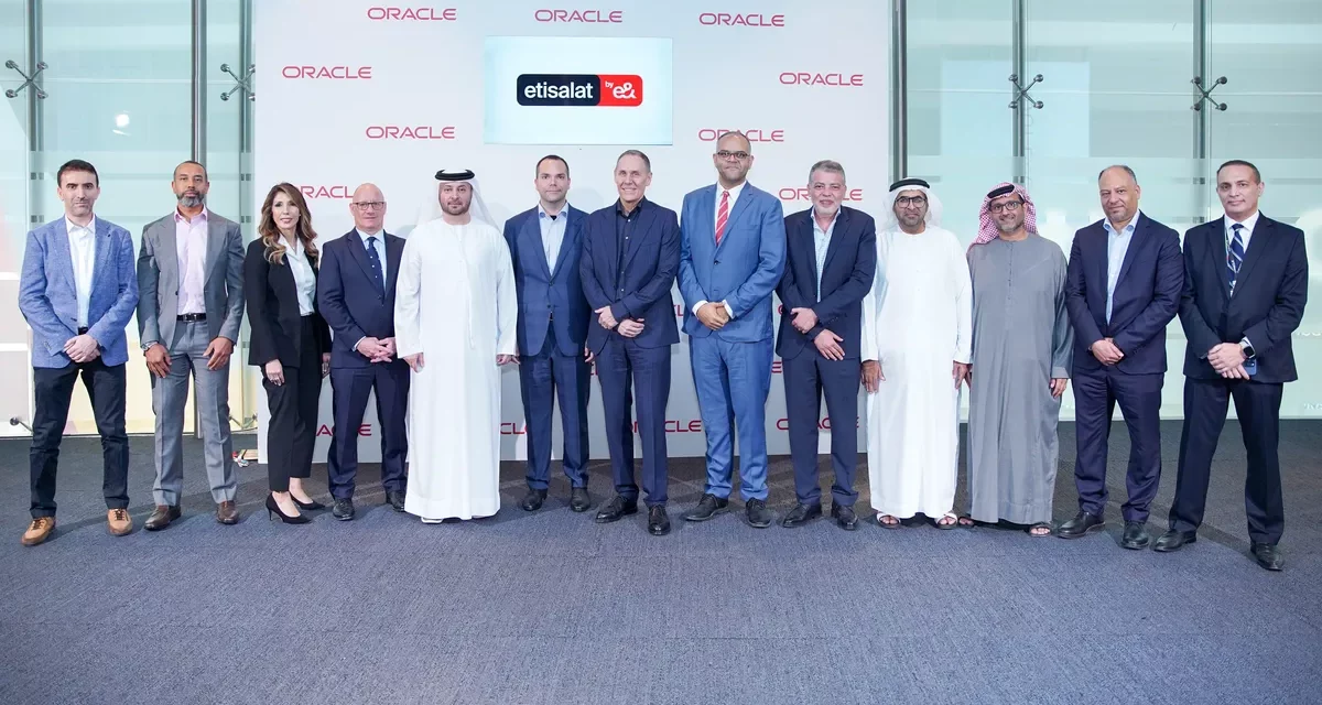  “اتصالات من إي آند” (&e) توسع شراكتها مع Oracle لتعزيز ابتكارات الذكاء الاصطناعي على منصة Oracle Cloud Infrastructure في دولة الإمارات 