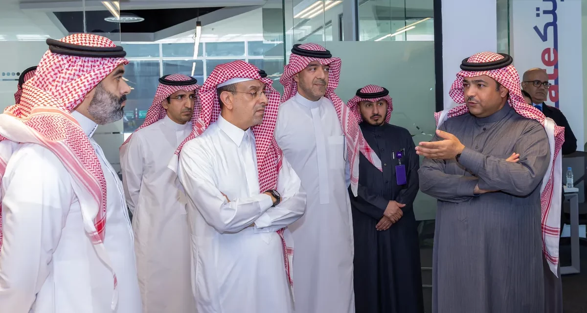 وزير الاتصالات وتقنية المعلومات يطلع على دور مجموعة stc الريادي في تطوير مستقبل تقنيات إنترنت الأشياء