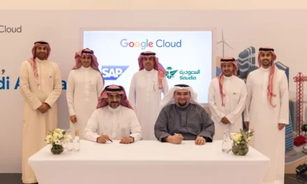 الخطوط السعودية تعزز مكانتها الريادية وتُصبح أول شركة طيران في المملكة تتبنى حل “رايز ويذ إس إيه بي” على غوغل كلاود