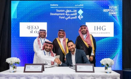 مجموعة فنادق ومنتجعات  IHGتوسع بصمتها في مجال الفخامة وأسلوب الحياة في المملكة العربية السعودية مع توقيع اتفاقية لإطلاق فندق إنديغو جديد