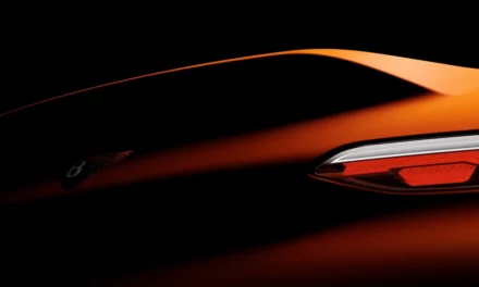Bentley تكشف عن سيارة coachbuilt الجديدة من Mulliner