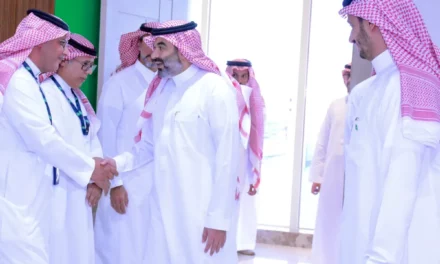 وزير الاتصالات وتقنية المعلومات يُعايد “سلام” بمناسبة عيد الفطر