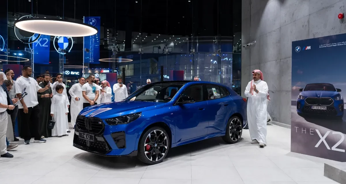 X2 الجديدة كلياً ترتقي بتجربة قيادة سيارات الأنشطة الرياضية الكوبيه الفاخرة صغيرة الحجم في المملكة العربية السعودية