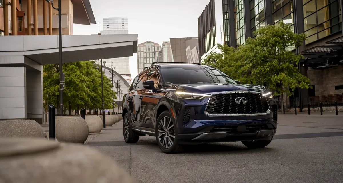 إنفينيتي طراز QX60 لعام 2024: الارتقاء بالتجهيزات المخصصة