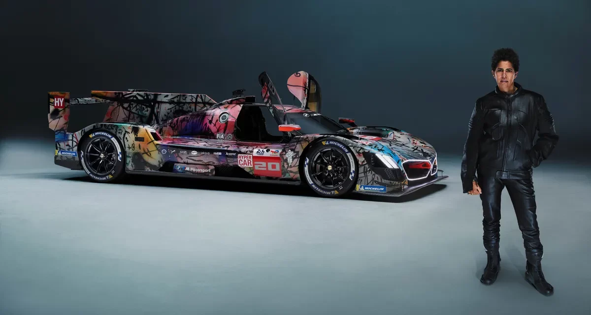 سيارة BMW Art من تصميم جولي مهريتو تحتفي بعرضها العالمي الأول في مركز بومبيدو في باريس