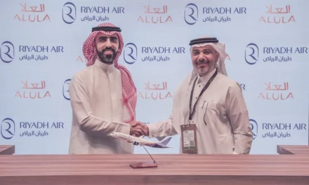 طيران الرياض يعقد شراكة إستراتيجية مع العلا لإبراز معالمها السياحية الفريدة للمسافرين من كافة أنحاء العالم