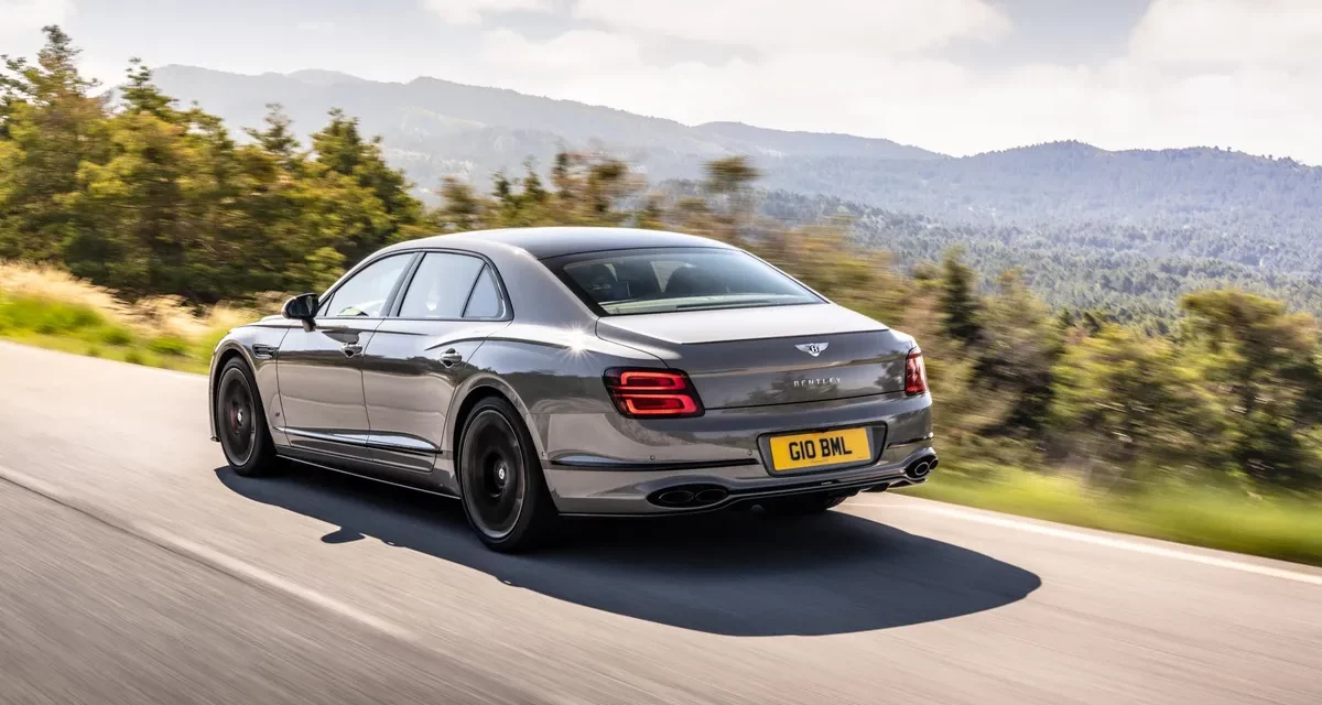 طرازات Continental GT V8، Continental GTC V8 وFlying Spur V8 لن تكون متوفرة في أسواق المملكة المتحدة، أوروبا، الشرق الأوسط وأفريقيا والهند