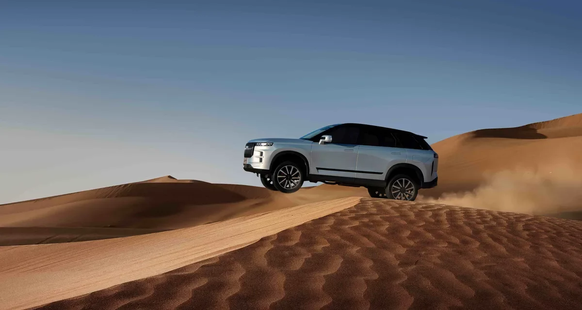 جايكو تقدم تقنية الدفع الرباعي الرائدة في مجال توجيه عزم الدوران لتعيد تشكيل تجارب القيادة على الطرق الوعرة