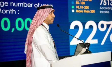 الرئيس التنفيذي لبنك التنمية الاجتماعية يستعرض جهود البنك في الثقافة المالية وتعزيز الادخار