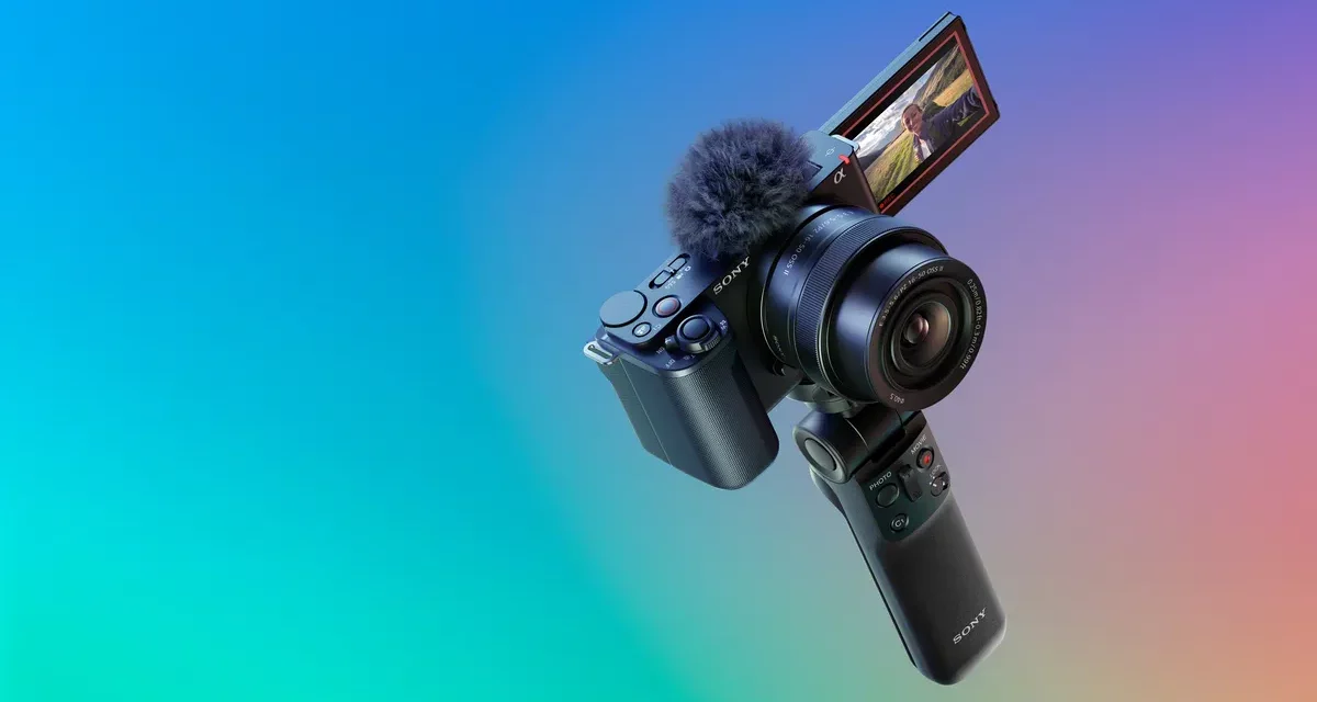 سوني تعلن عن الجيل الجديد من كاميرا ZV-E10 II  وعدسة E PZ 16-50mm F3.5-5.6 OSS II